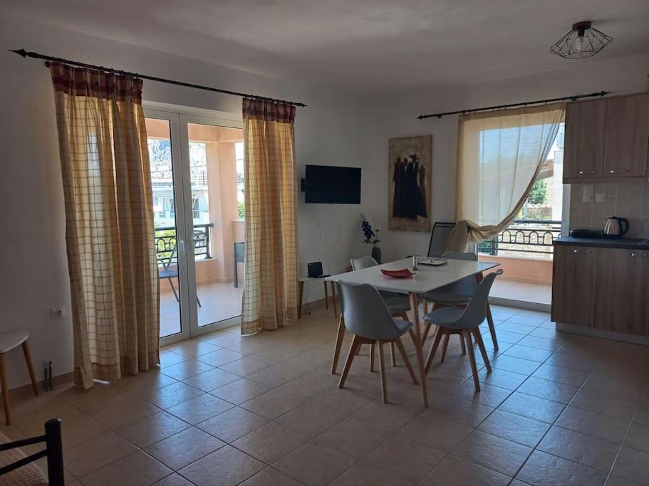 Sophie'S Sunny Spot 1 Apartamento Yefira Exterior foto
